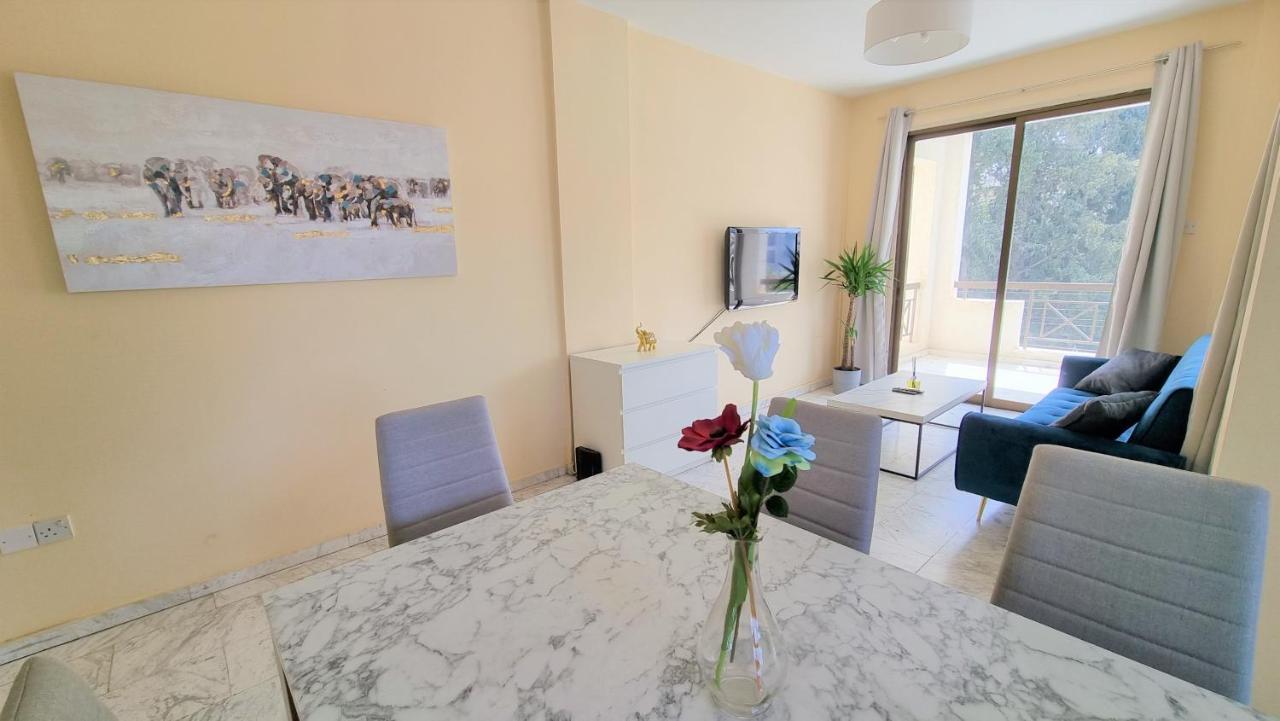 Comfy Rooms In A Shared Apartment Near Salt Lake With Internet And Netflix 라르나카 외부 사진